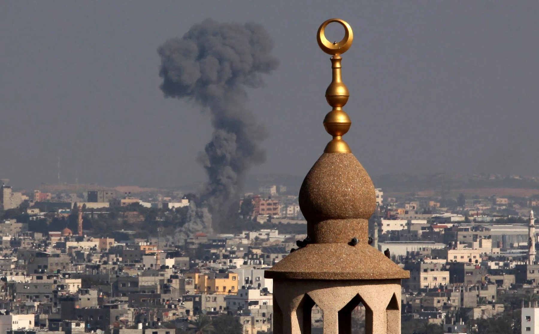 Cel puțin 25 de morți în Gaza, miercuri, în timp ce Netanyahu spune că le va permite palestinienilor să plece