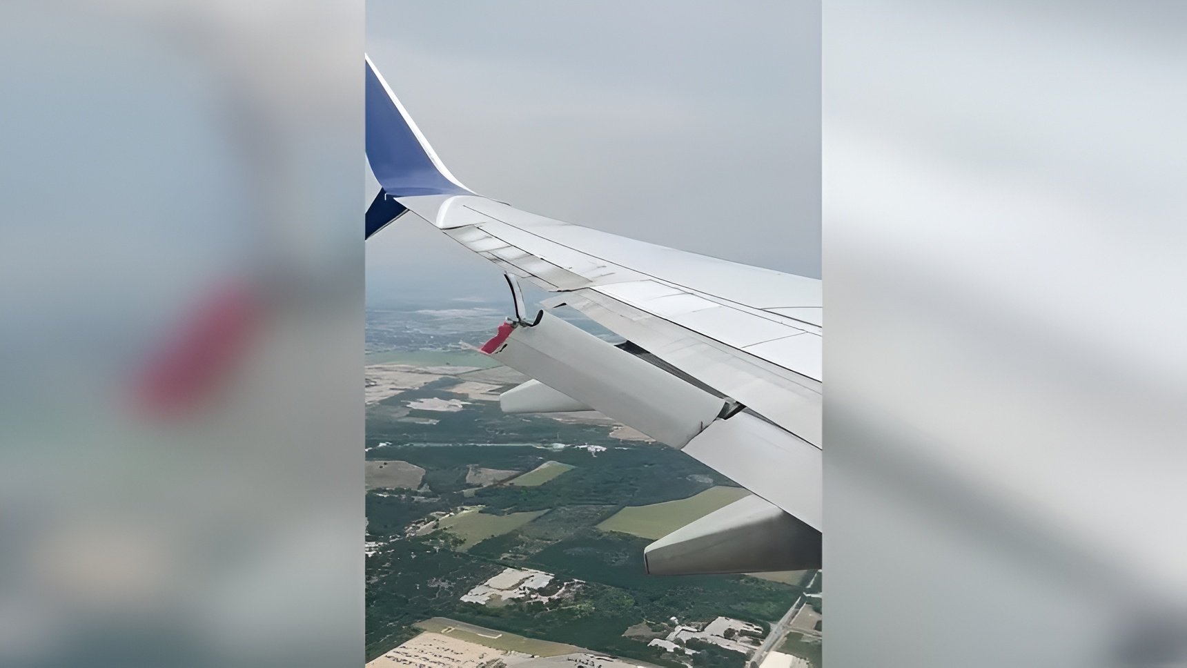 O parte a aripii unui avion Boeing s-a rupt în timpul zborului / Pasagerii s-au temut că flapsul va avaria ampenajul aeronavei