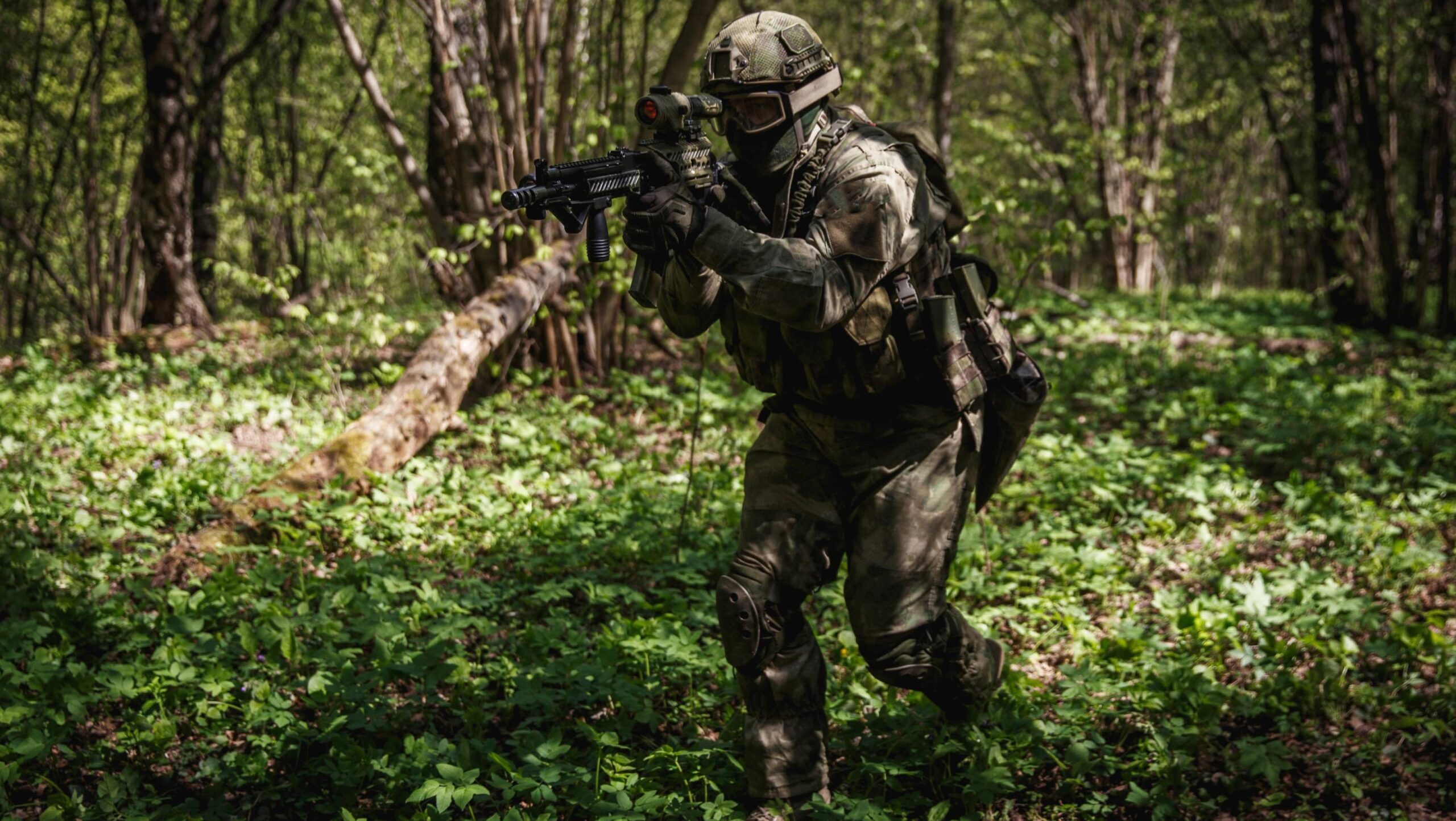 Mărturiile a doi ruși care luptă împotriva propriei țări: „Putin nu a distrus doar Ucraina, ci și țara mea”