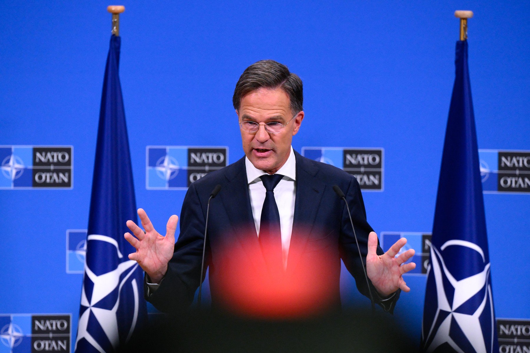 VIDEO Șeful NATO, Mark Rutte, despre amenințările Kremlinului: ”Nu trebuie să-i luăm prea în serios pe ruși”