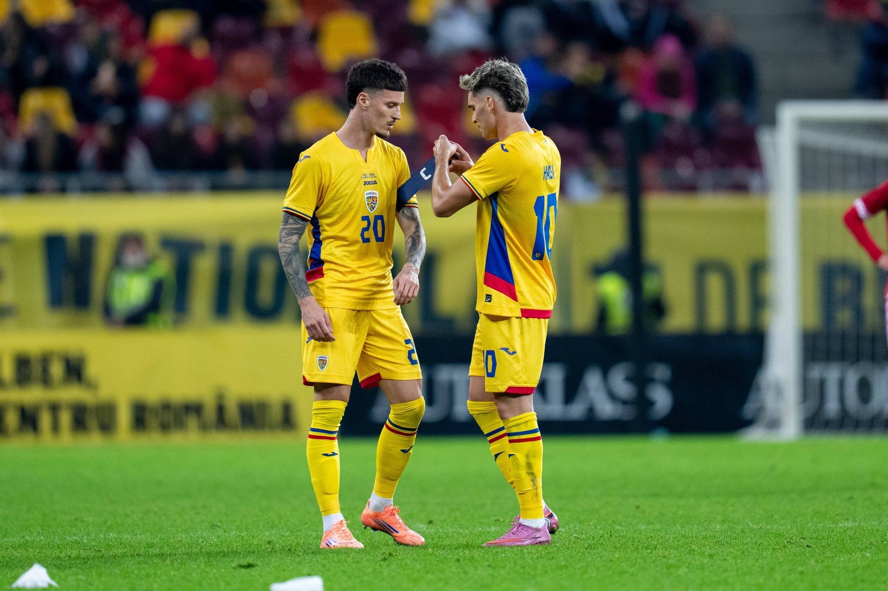 LIVE România – Austria / Echipele de start – Ianis Hagi, titular și căpitan al tricolorilor