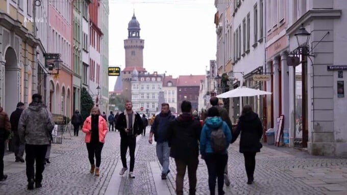 Partidul Popular spaniol propune înăsprirea condiţiilor de acordare a cetăţeniei / Anul trecut 221.805 de străini au primit cetăţenia spaniolă, cu 8,9% mai puţini faţă de anul anterior